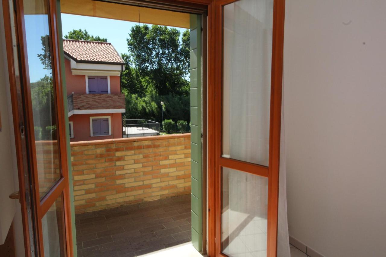 Residence Sole E Mare Appartamenti Rosolina Mare Eksteriør billede